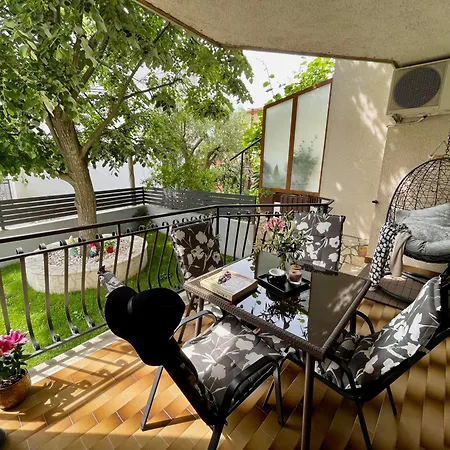 Adri Apartmán *